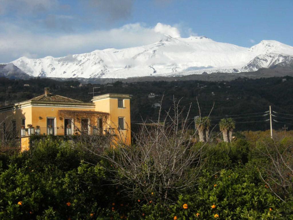 Baglio Delle Rose Bed & Breakfast จาร์เร ภายนอก รูปภาพ