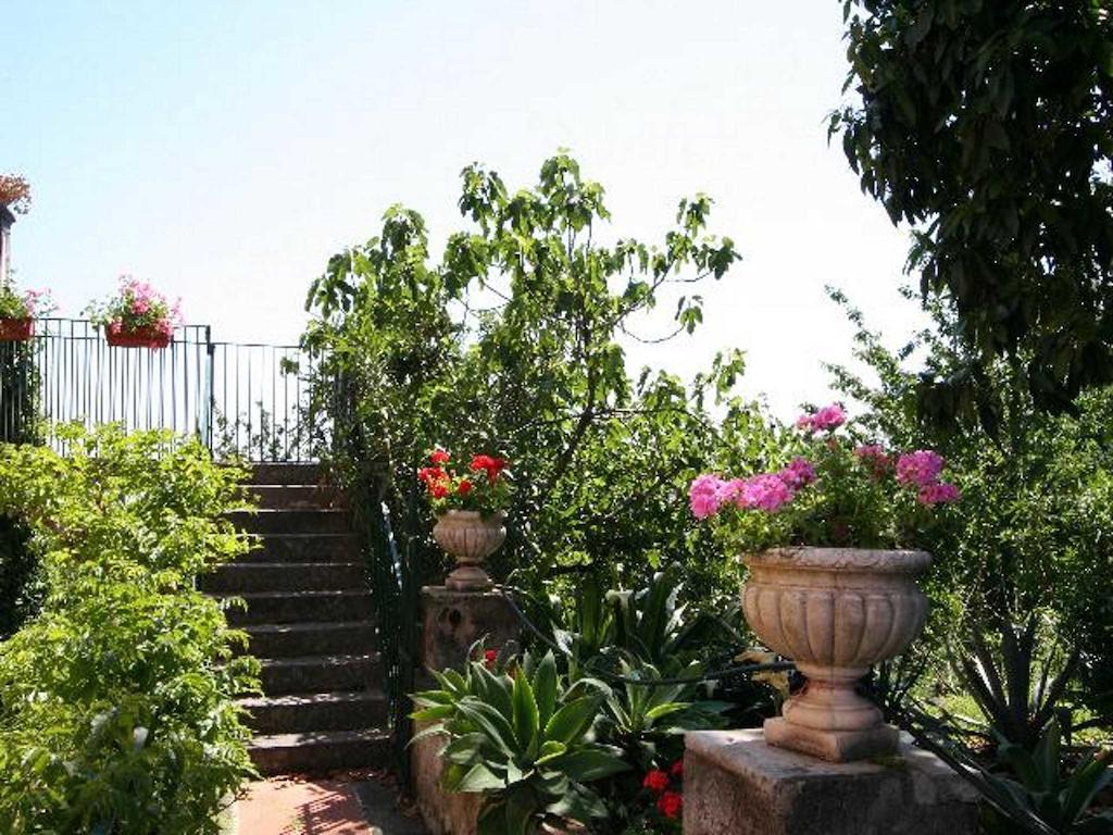 Baglio Delle Rose Bed & Breakfast จาร์เร ภายนอก รูปภาพ