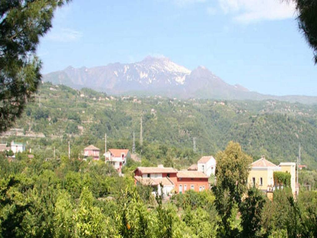 Baglio Delle Rose Bed & Breakfast จาร์เร ภายนอก รูปภาพ